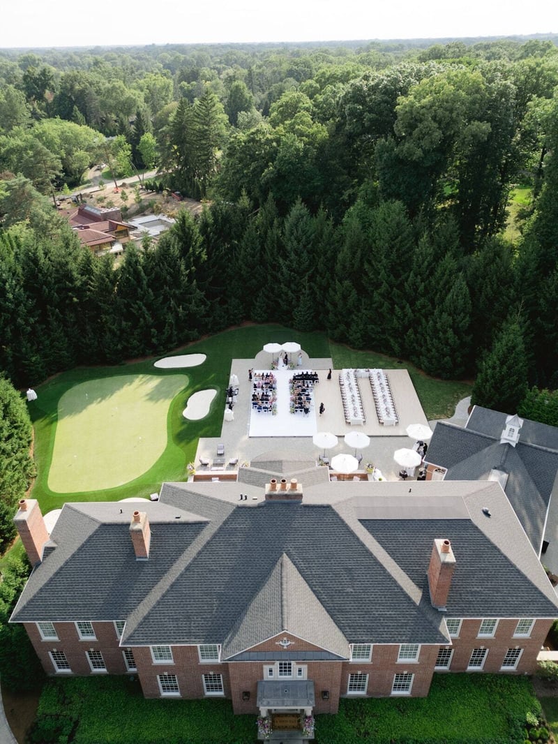 Detroit-Area Estate Wedding