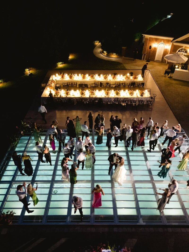 Detroit-Area Estate Wedding
